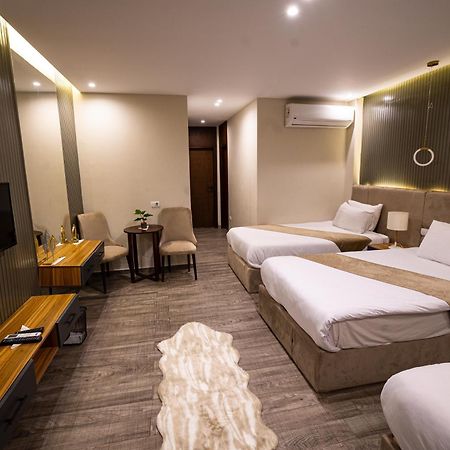 Golden Palm Sunrise Inn Kafrat al Jabal Bagian luar foto