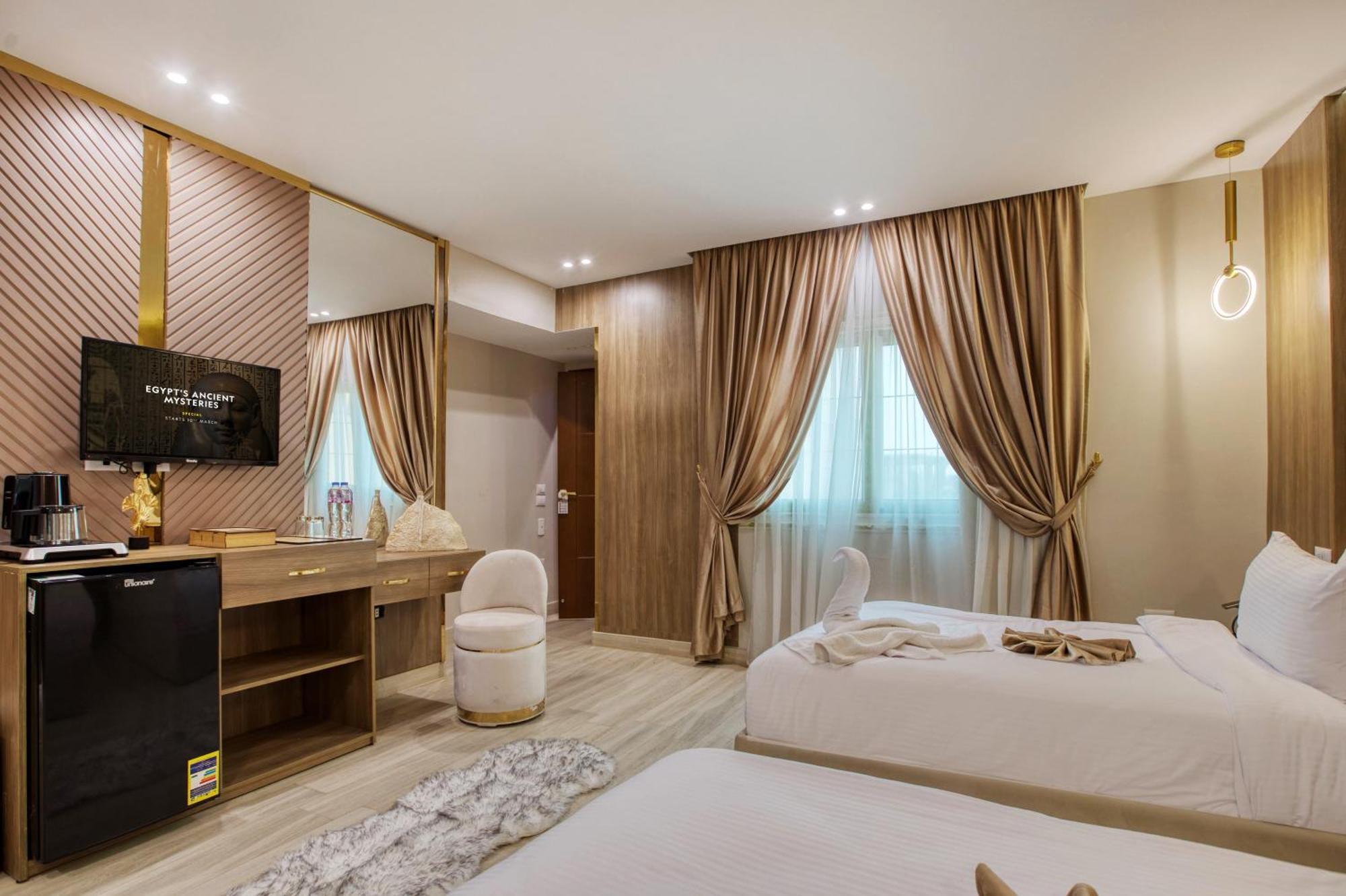 Golden Palm Sunrise Inn Kafrat al Jabal Bagian luar foto